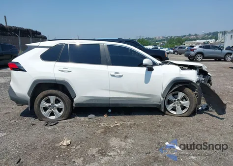 2021 Toyota Rav4 Xle from USA, damaged, VIN 2T3P1RFV7MC243150